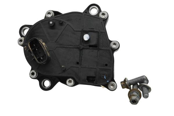 Can-Am - 18 Can-Am Commander 1000R 4Wd Front Differential Actuator
