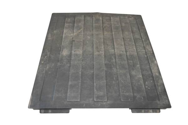 Can-Am - 18 Can-Am Commander 1000R Bed Separator Panel Cover