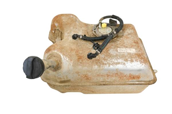 Can-Am - 18 Can-Am Commander 1000R Gas Tank & Fuel Pump