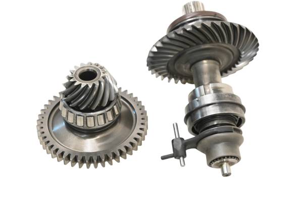 Can-Am - 18 Can-Am Commander 1000R Transmission Bevel Gears Output Shaft