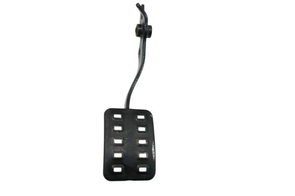 Can-Am - 18 Can-Am Commander 1000R Rear Brake Pedal