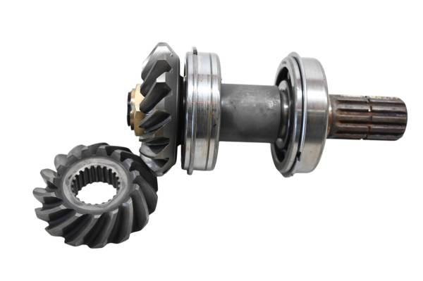 Suzuki - 04 Suzuki LTZ250 Transmission Bevel Gears Output Shaft Quadsport 250 2x4