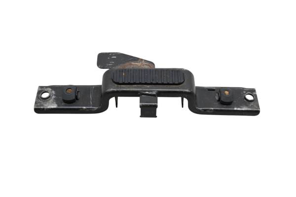 Suzuki - 04 Suzuki LTZ250 Battery Plate Strap Quadsport 250 2x4