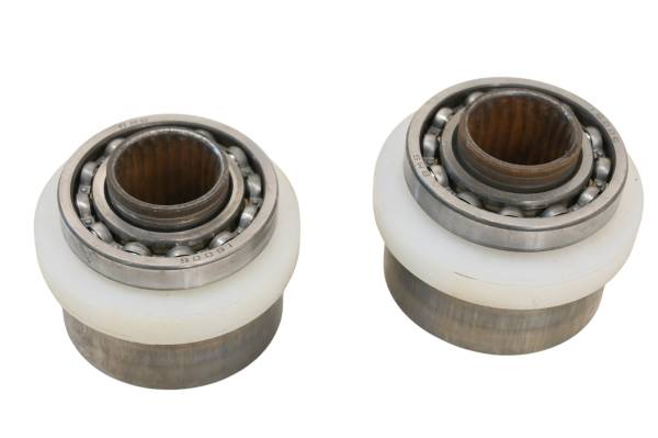 Polaris - 16 Polaris RZR XP 900 EPS Front Differential Output Hubs