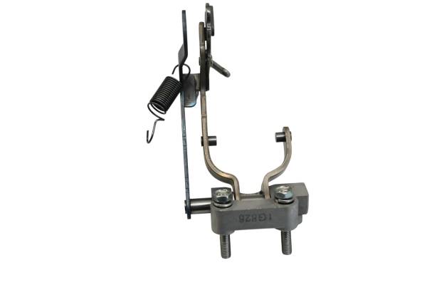 Kubota - 15 Kubota RTV-X900 Governor Arms & Fork Lever Assembly