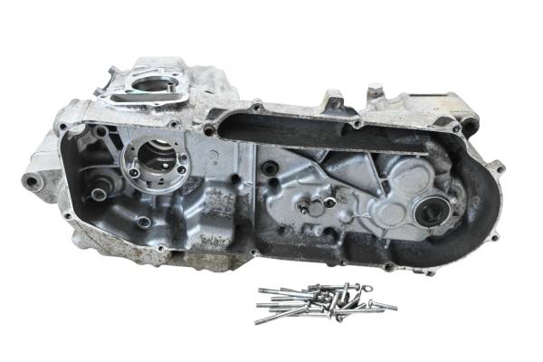 Yamaha - 09 Yamaha Grizzly 125 2x4 Crankcase Center Crank Case YFM125