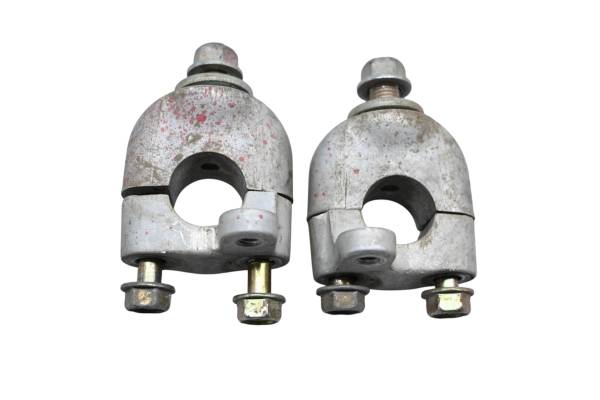 Honda - 01 Honda Rancher 350 4x4 Handlebar Clamps TRX350FM