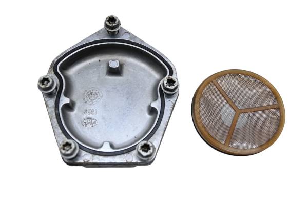 Bombardier - 05 Can-Am Outlander 400 XT 4x4 Oil Sieve & Cover Bombardier
