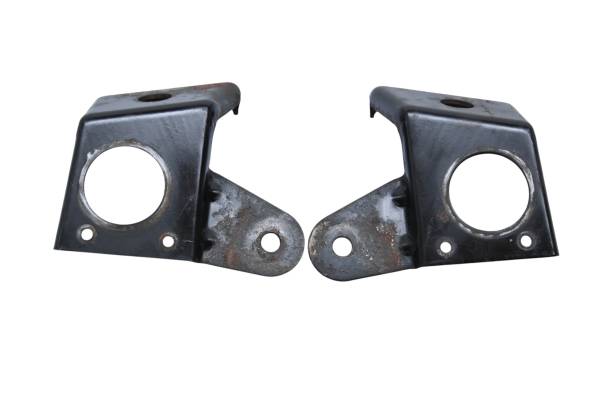 Bombardier - 05 Can-Am Outlander 400 XT 4x4 Front Shock Anchor Plates Left & Right Bombardier
