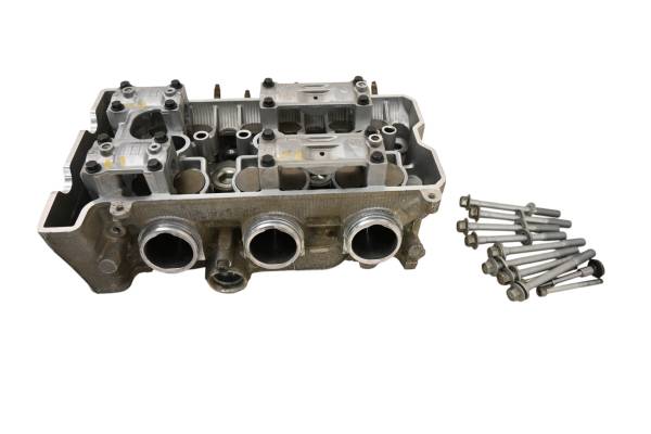 Yamaha - 19 Yamaha YXZ1000R Cylinder Head