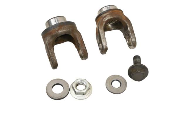 Yamaha - 19 Yamaha YXZ1000R Drive Shaft Yokes