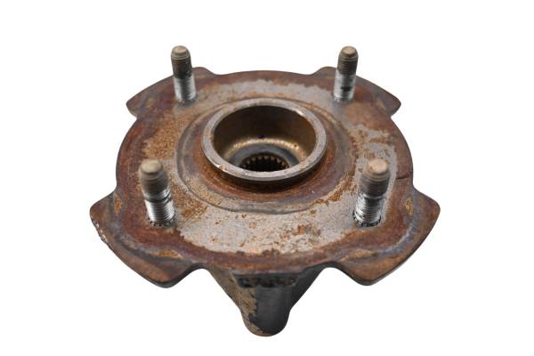 John Deere - 05 John Deere Trail Buck 500 4x4 Auto Rear Wheel Hub Left or Right