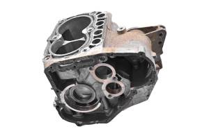 Polaris - 02 Polaris Sportsman 700 4x4 Crankcase Center Crank Case - Image 3