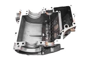 Polaris - 02 Polaris Sportsman 700 4x4 Crankcase Center Crank Case - Image 6