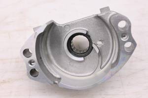 Yamaha - 06 Yamaha Waverunner FX1000 Transfer Drive Gear Housing Bearing Cover - Image 3