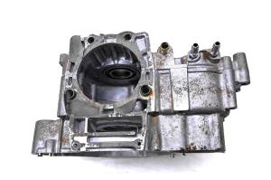 Polaris - 97 Polaris Magnum 425 4x4 Crankcase Center Crank Case - Image 3