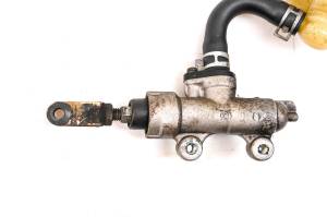 Suzuki - 00 Suzuki Katana 600 Rear Brake Master Cylinder GSX600F - Image 2