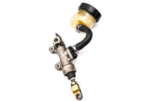 Suzuki - 00 Suzuki Katana 600 Rear Brake Master Cylinder GSX600F - Image 3