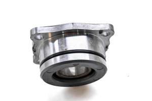 Kawasaki - 03 Kawasaki Bayou 250 2x4 Output Shaft Bearing Housing Cover KLF250 - Image 2