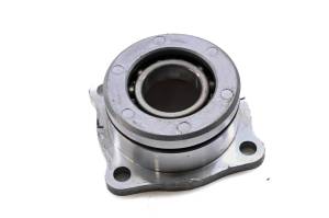 Kawasaki - 03 Kawasaki Bayou 250 2x4 Output Shaft Bearing Housing Cover KLF250 - Image 3