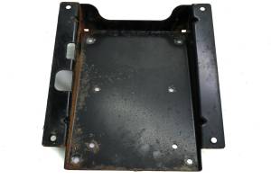 Cub Cadet - 09 Cub Cadet Volunteer 750 4x4 EFI Passenger Bracket Mount Tracker 46E - Image 3