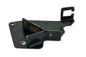 Cub Cadet - 09 Cub Cadet Volunteer 750 4x4 EFI Parking Brake Bracket Mount Tracker 46E - Image 2