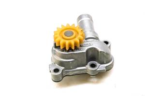 Yamaha - 20 Yamaha MT-03 Oil Pump - Image 1