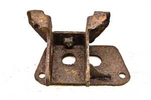 Kawasaki - 03 Kawasaki Mule 3010 4x4 Front Transmission Gearcase Bracket Mount KAF620 - Image 2