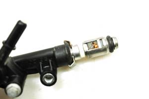 Aprilia - 09 Aprilia Shiver 750 Fuel Rail & Injectors SL750 For Parts - Image 3