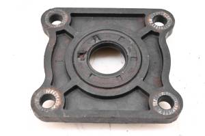 Bobcat - 08 Bobcat 2200S 4x4 Diesel Input Bearing Cover - Image 4