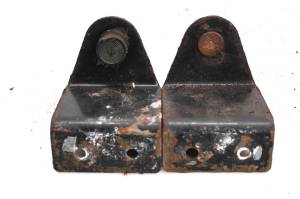 Bobcat - 08 Bobcat 2200S 4x4 Diesel Engine Motor Brackets Mounts - Image 2