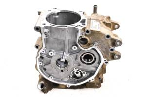 Polaris - 14 Polaris Sportsman 570 EFI 4x4 Crankcase Center Crank Case - Image 4