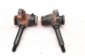 Yamaha - 87 Yamaha Moto-4 80 Front Spindles Knuckles Left & Right YFM80T - Image 1