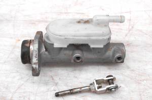 Kubota - 12 Kubota RTV1100 4x4 Front Brake Master Cylinder - Image 3