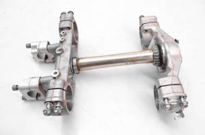 Suzuki - 04 Suzuki DRZ400 Triple Tree Handlebar Riser Clamps - Image 3