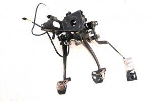 Yamaha - 16 Yamaha YXZ1000R EPS 4x4 Gas Brake Clutch Pedal Assembly - Image 1