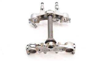 Yamaha - 02 Yamaha TTR225 Triple Tree Handlebar Clamps - Image 3