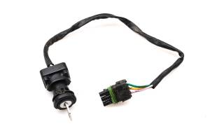 Bombardier - 00 Bombardier Traxter 500 4x4 Key Switch Can-Am - Image 1