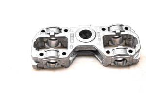 Bombardier - 01 Can-Am DS650 2x4 Camshaft Tower Holder Bombardier - Image 2