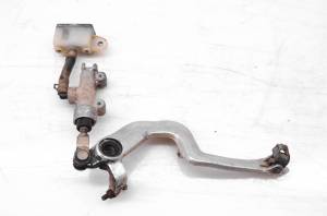 Suzuki - 01 Suzuki DRZ400S Rear Brake Master Cylinder & Pedal - Image 1