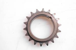 KTM - 15 KTM Duke 690 Crank Gear - Image 3