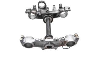 Yamaha - 03 Yamaha TTR225 Triple Tree Handlebar Clamps - Image 2