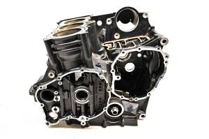13 Triumph Tiger 1200 Explorer ABS Crankcase Center Crank Case & Cylinders - Image 3
