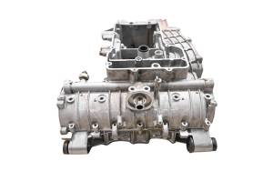 99 Kawasaki ZX6 Crankcase Center Crank Case ZX600E