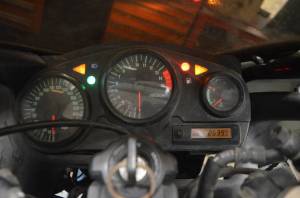 Honda - 00 Honda CBR600F4 Speedometer Dash - Image 4