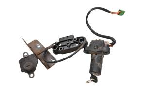 Suzuki - 90 Suzuki VX800 Key Switch & Seat Latch - Image 1