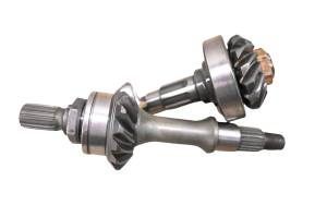 96 Arctic Cat Bearcat 454 4x4 Transmission Bevel Gears Output Shaft