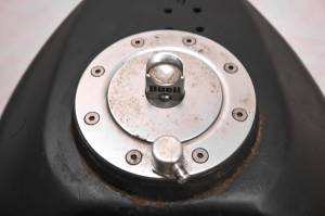 02 Buell Blast 500 Gas Tank - Image 4