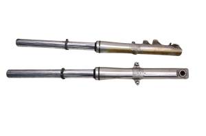 Suzuki - 01 Suzuki Intruder Volusia 800 Front Forks Suspension VL800 For Parts - Image 1