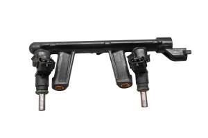 18 Ski-Doo Summit SP 850 E-Tec Fuel Rail & Injectors 154"